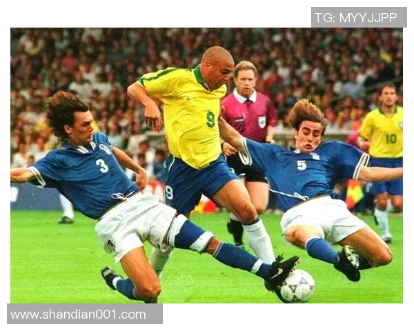 1950年代中国足球传奇球星回顾与影响力分析 1950年代中国足球传奇球星回顾与影响力分析