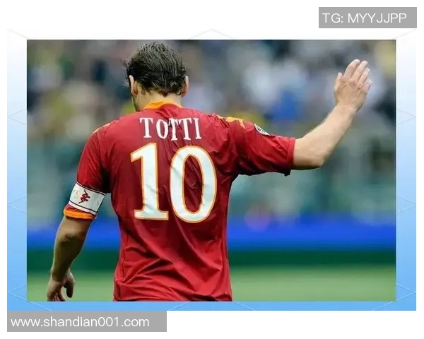 足球历史十大球星退役时间盘点 探索传奇球员告别绿茵场的时刻