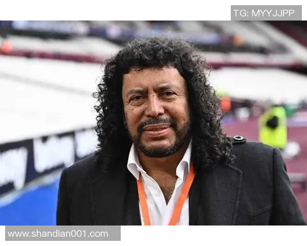 南美足球历史十大巨星盘点他们的辉煌成就与传奇时刻 南美足球历史十大巨星盘点他们的辉煌成就与传奇时刻